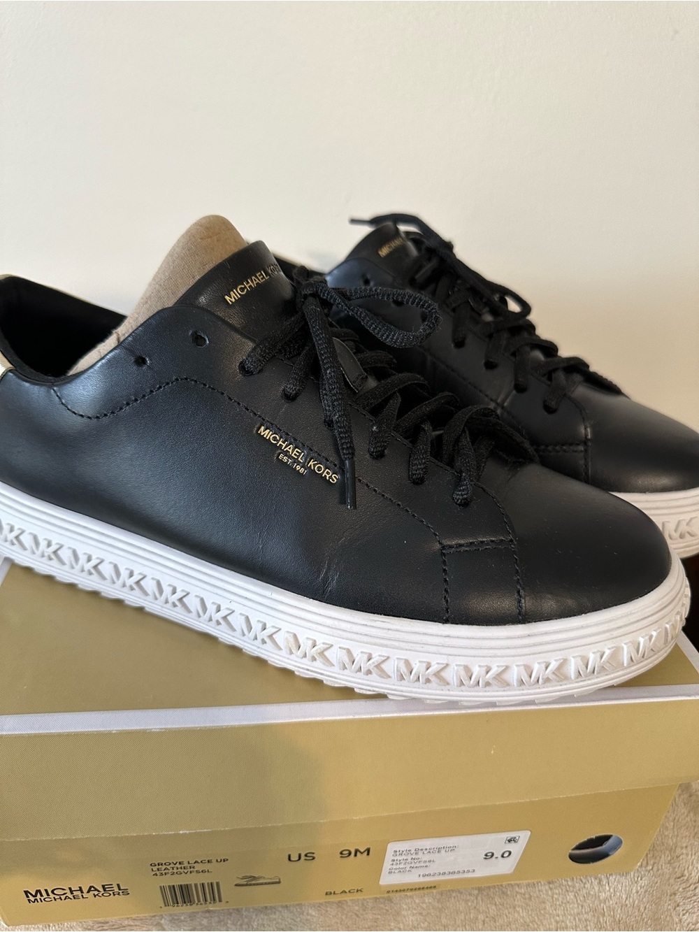 Michael Kors Black Leather  Grove Lace-Up Sneakers with White MK-Trim Sole - Picture 2 of 6